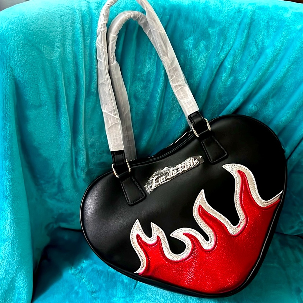 NWT Lux de Ville large heart shaped bag